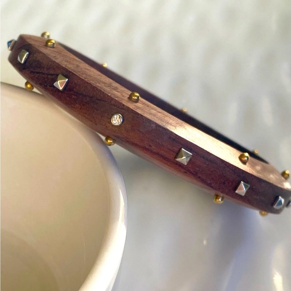 Silpada silver Brass and Crystal Studded Wooden Bangle Bracelet B3302 - Picture 4 of 11